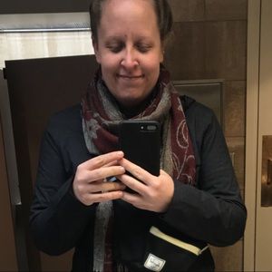 Meet your Posher, Amy